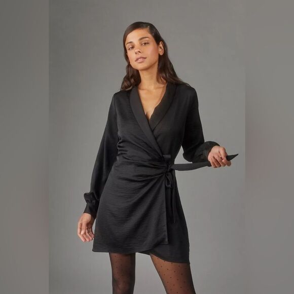 Lost + Wander Chase The Night Wrap Dress Size S Black - Send Me An Offer! - Picture 1 of 9